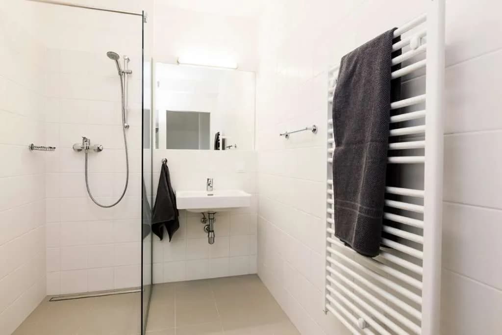 1-Zimmer-Wohnung mieten in Wien – 45 m², € 1.379 – Bild 3 von 5