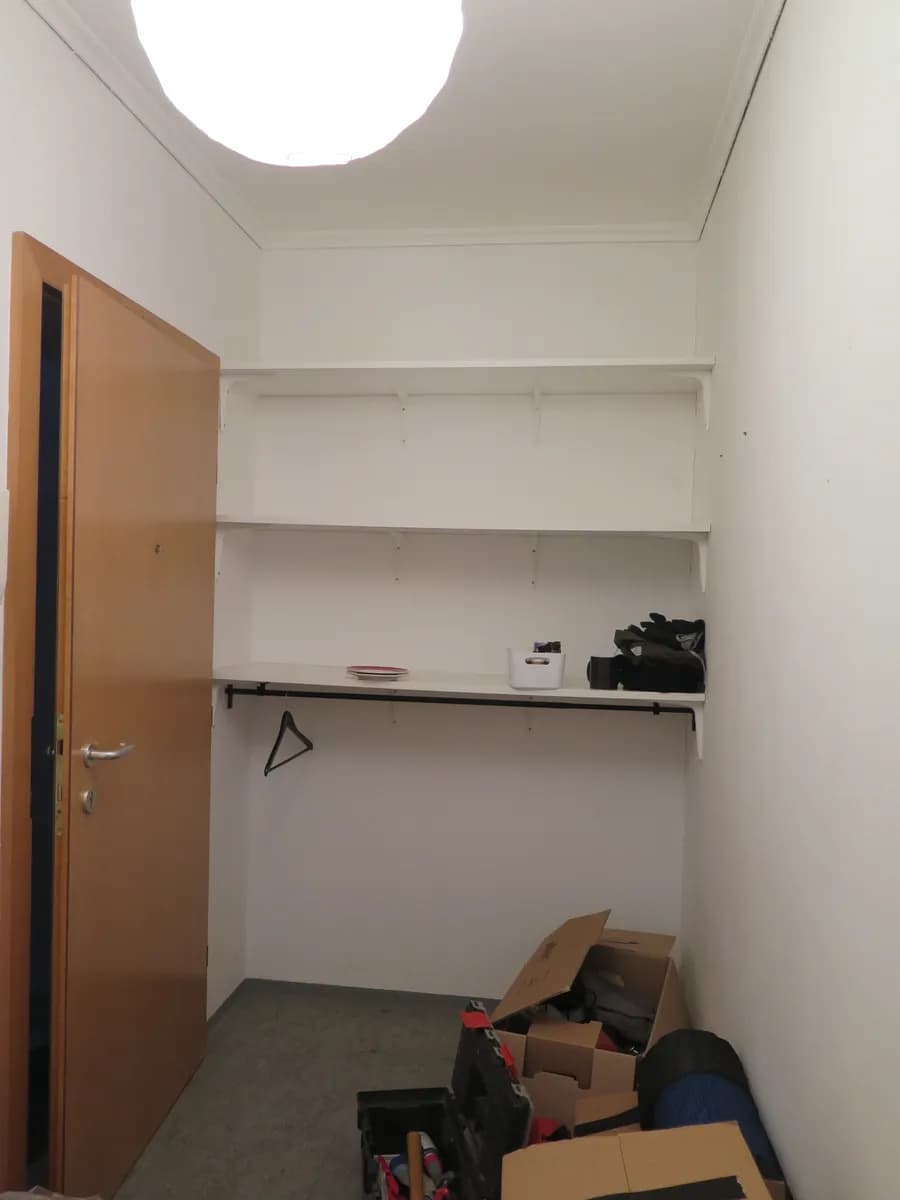 1-Zimmer-Wohnung mieten in Linz – 37 m², € 582 – Bild 2 von 5