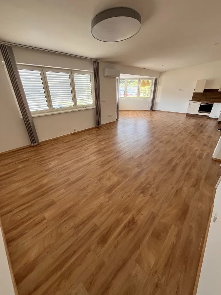 Gewerbeimmobilie mieten in Steyr-Land – 148 m², € 1.260 – Bild 2 von 10