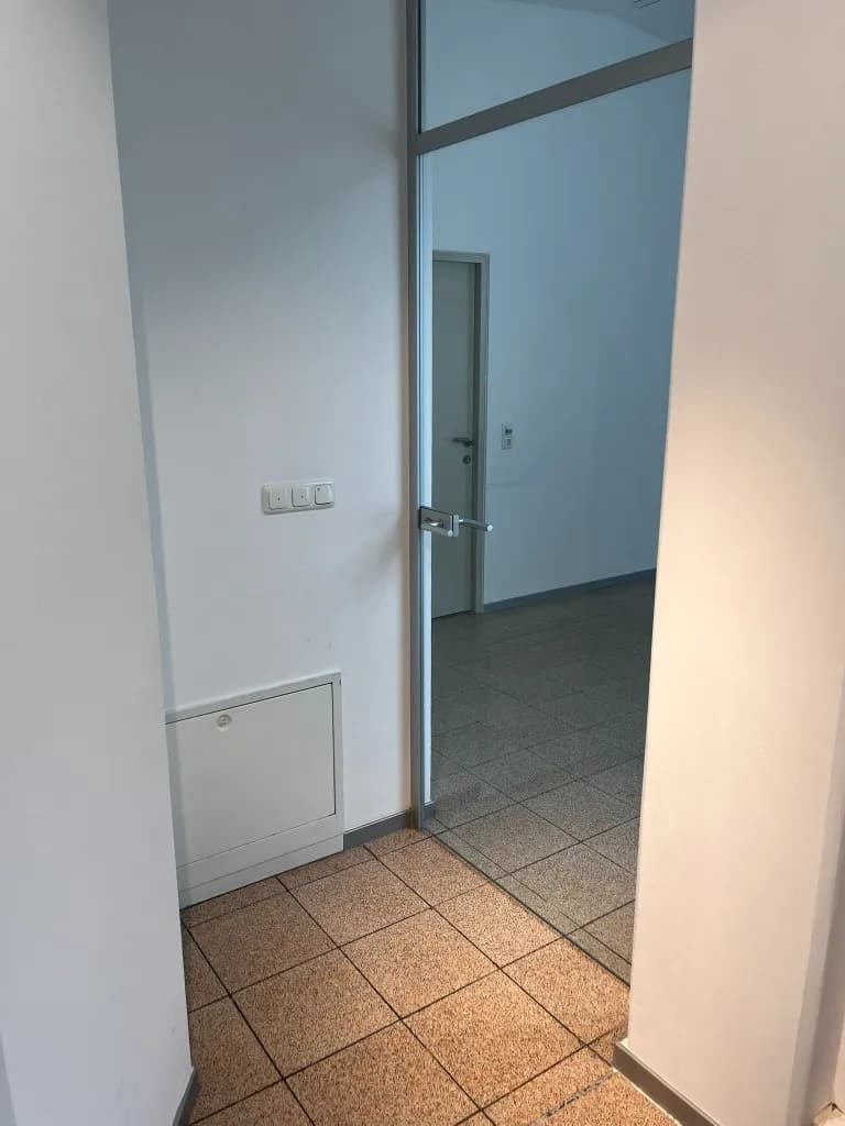 Gewerbeimmobilie mieten in Steyr-Land – 148 m², € 1.260 – Bild 7 von 10