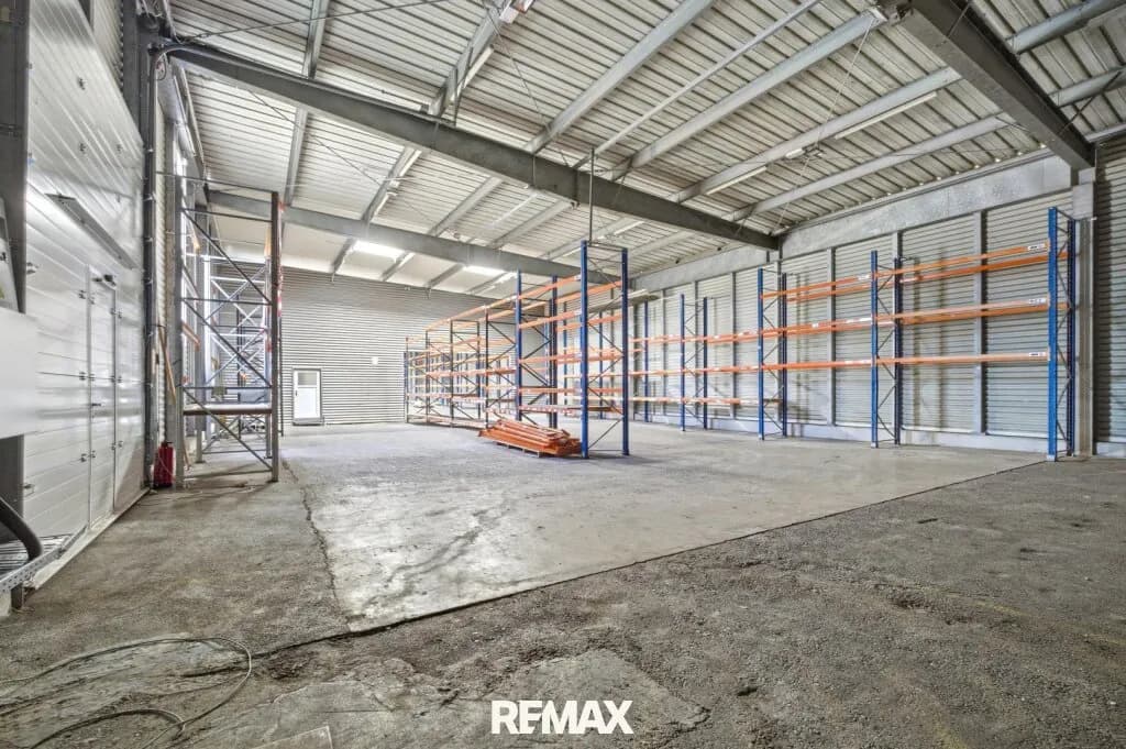 Immobilie mieten in Perg – 885 m², € 4.868 – Bild 4 von 7