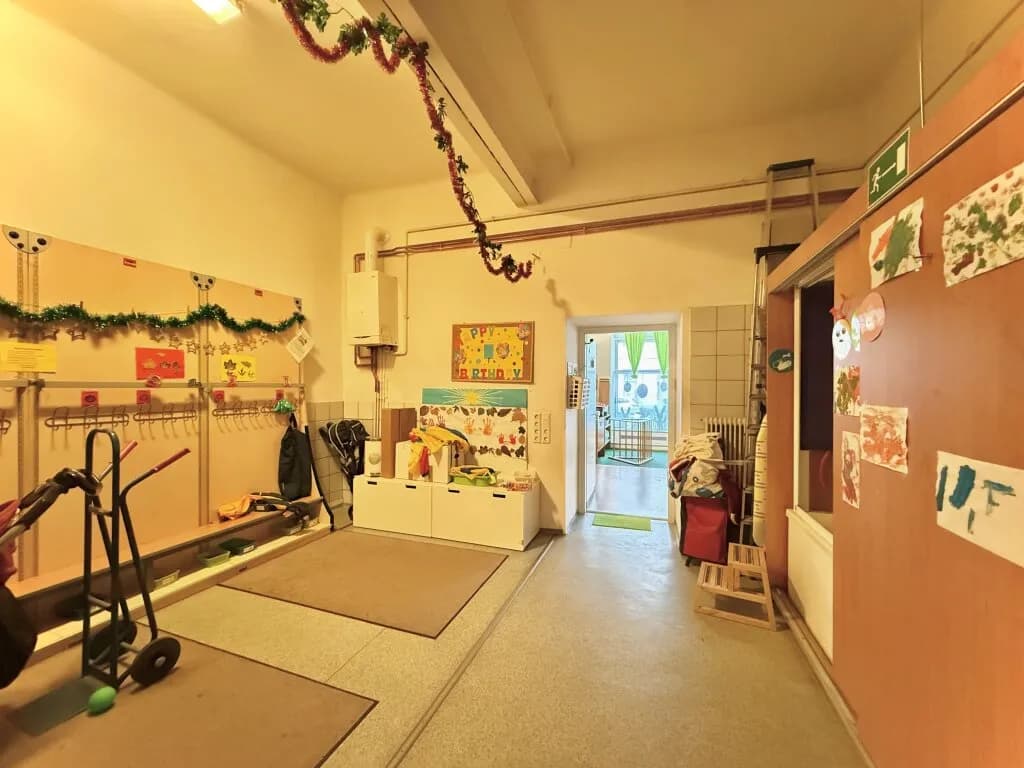 3-Zimmer-Gewerbeimmobilie mieten in Wien – 128 m², € 1.765 – Bild 7 von 10