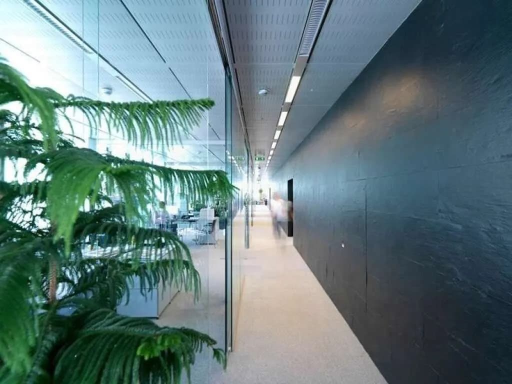 Gewerbeimmobilie mieten in Wien – 2 484 m², € 59.368 – Bild 4 von 8