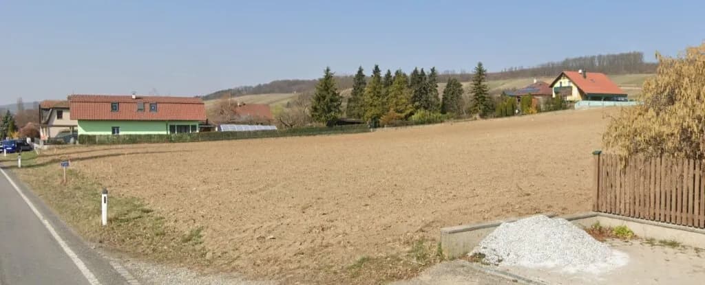 Grundstück kaufen in Tulln – 5 849 m², € 1.580.000