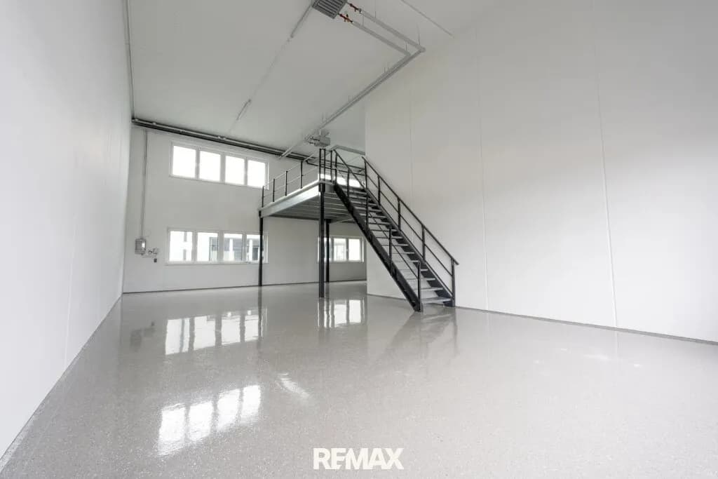 Gewerbeimmobilie kaufen in Linz Land – 197 m², € 611.880 – Bild 2 von 6