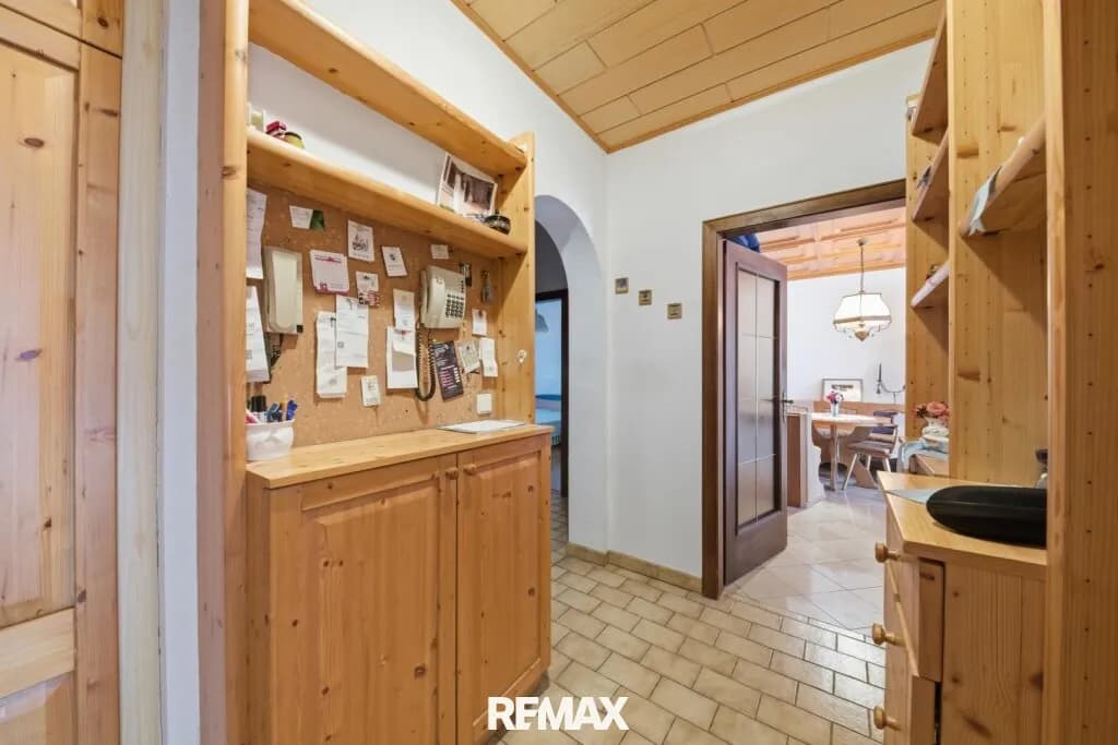 8-Zimmer-Gewerbeimmobilie kaufen in Korneuburg – 227,59 m², € 895.000 – Bild 14 von 21