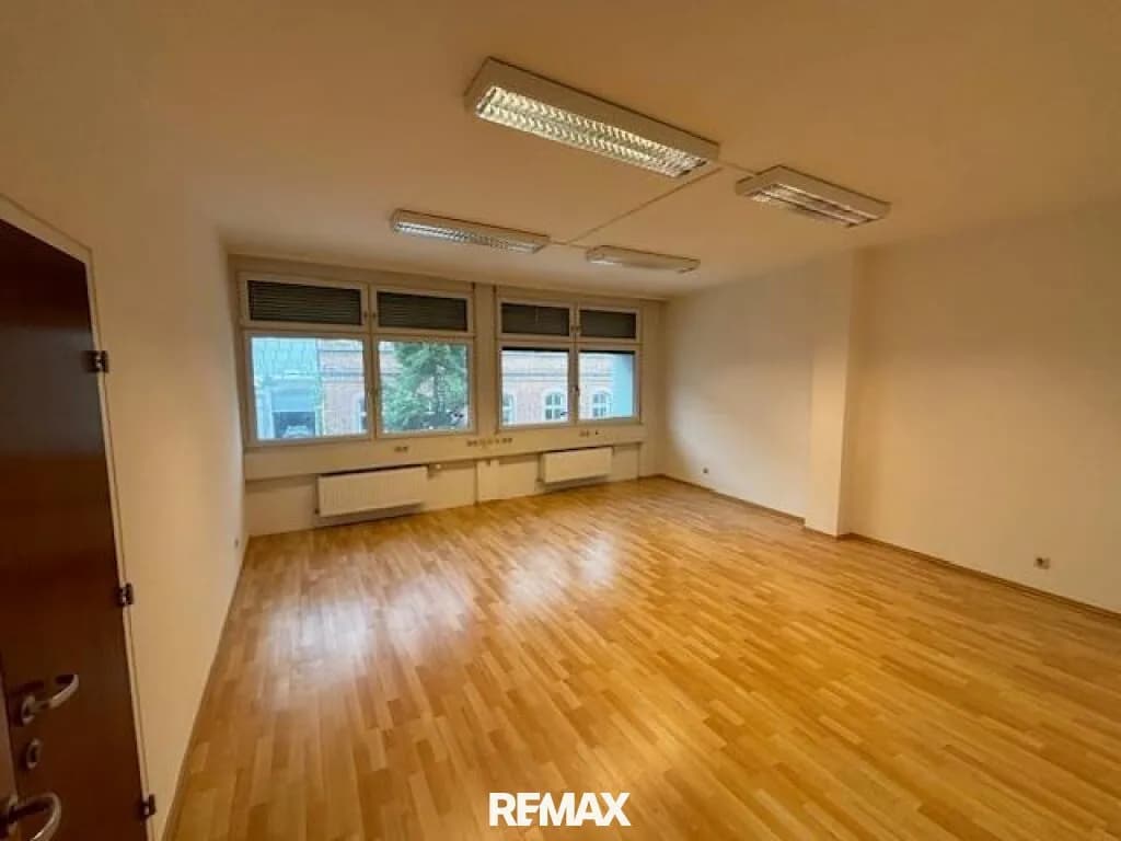 4-Zimmer-Gewerbeimmobilie mieten in Eisenstadt – 125 m², € 1.450 – Bild 2 von 10