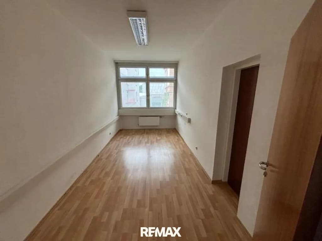 4-Zimmer-Gewerbeimmobilie mieten in Eisenstadt – 125 m², € 1.450 – Bild 3 von 10