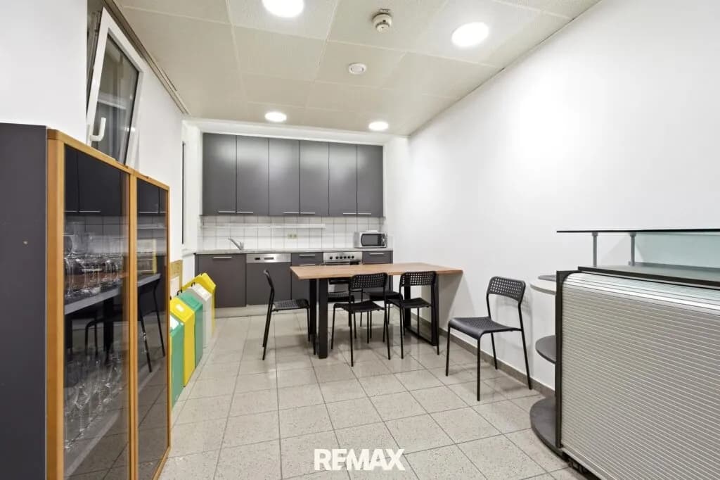 Gewerbeimmobilie mieten in Perg – 545 m², € 4.139 – Bild 3 von 5