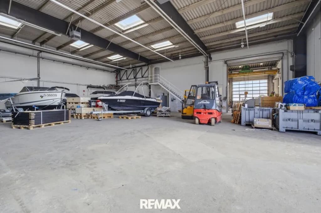 Gewerbeimmobilie mieten in Perg – 545 m², € 4.139 – Bild 4 von 5