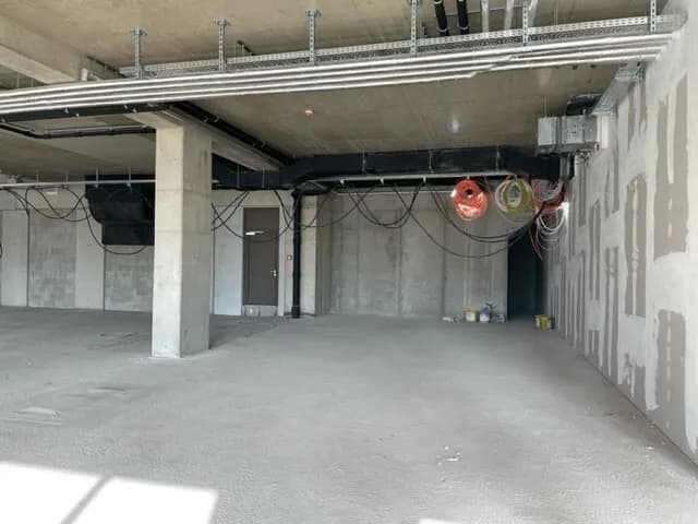 Gewerbeimmobilie mieten in Graz – 200 m², € 10 – Bild 5 von 12