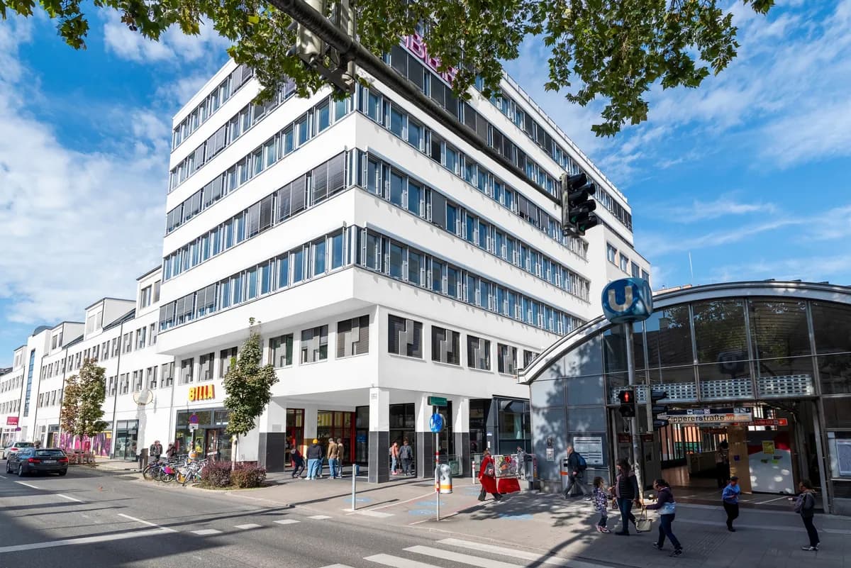 Gewerbeimmobilie mieten in Wien – 3 220 m², € 51.520 – Bild 2 von 26