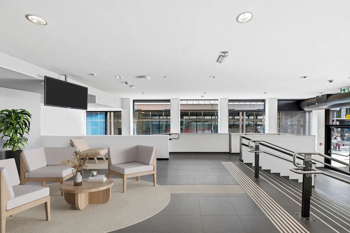 Gewerbeimmobilie mieten in Wien – 3 220 m², € 51.520 – Bild 7 von 26