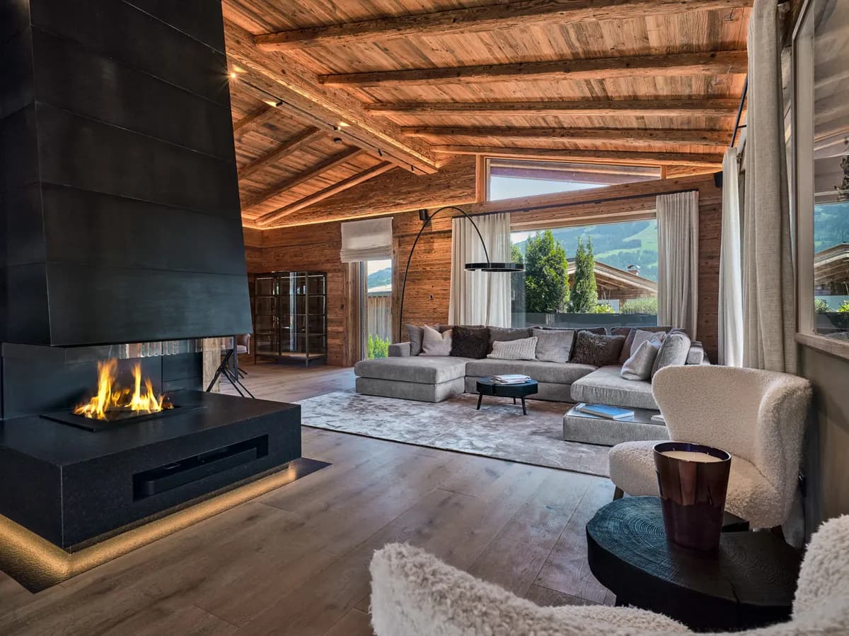 4-Zimmer-Haus kaufen in Kitzbühel – 318 m², € 4.950.000 – Bild 2 von 5