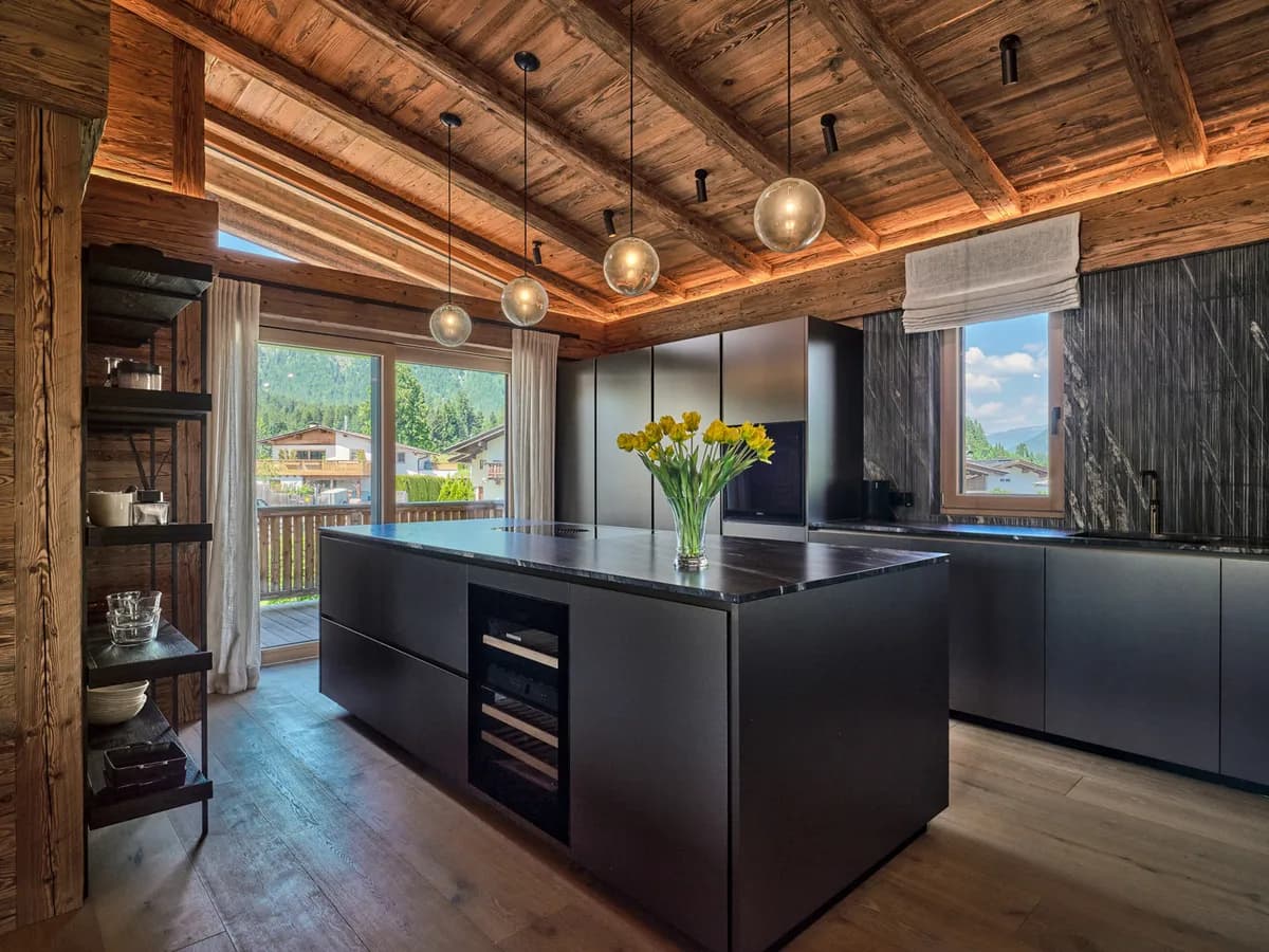 4-Zimmer-Haus kaufen in Kitzbühel – 318 m², € 4.950.000 – Bild 4 von 5