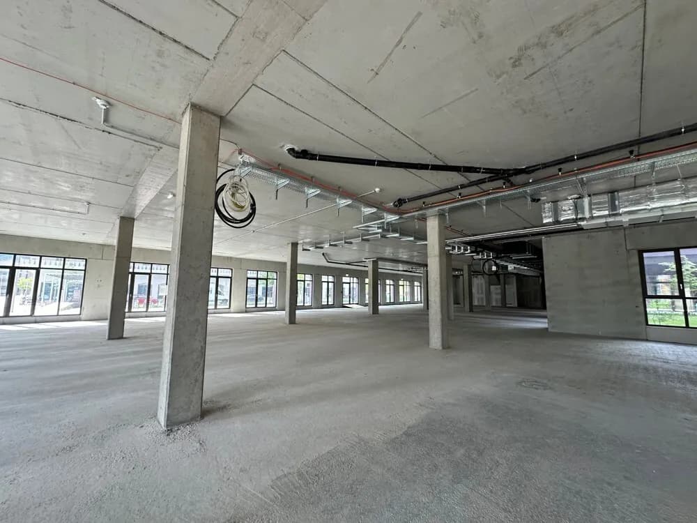 Gewerbeimmobilie mieten in Graz – 1 300 m², € 10 – Bild 2 von 9
