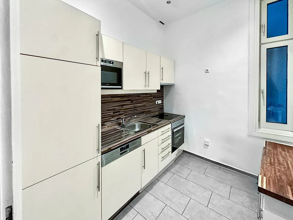 7-Zimmer-Gewerbeimmobilie mieten in Wien – 218 m², € 4.752 – Bild 8 von 13