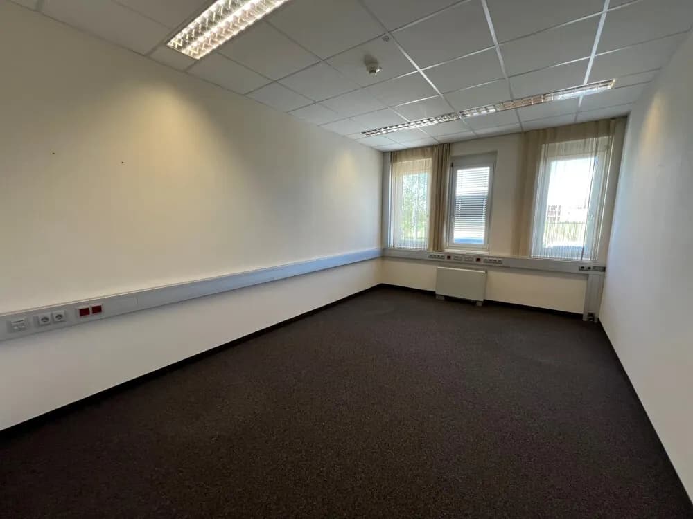 Gewerbeimmobilie mieten in Graz – 104 m², € 10 – Bild 2 von 5