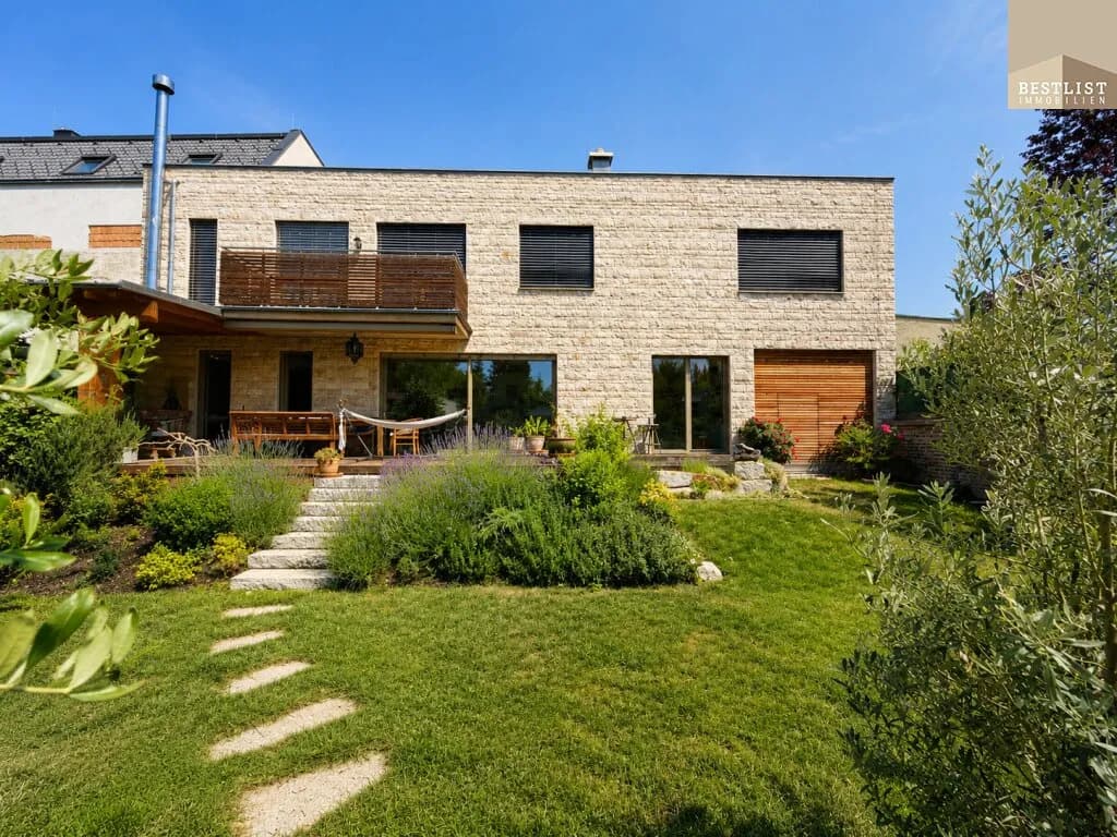 7-Zimmer-Haus kaufen in Mödling – 292,4 m², € 1.790.000