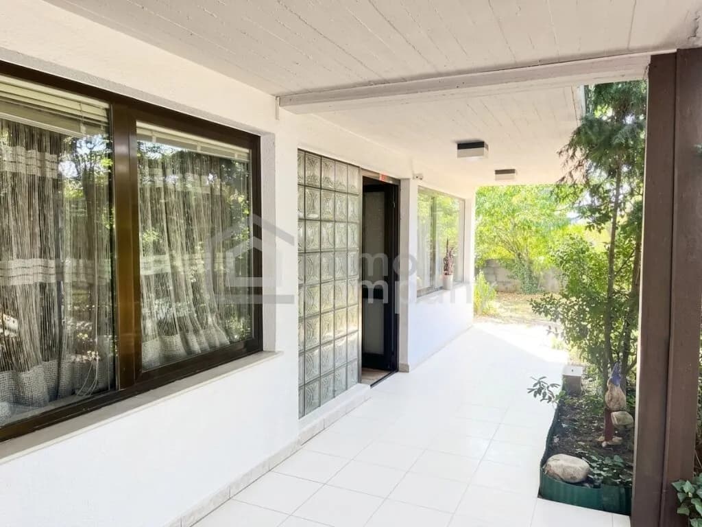 6-Zimmer-Haus kaufen in Oberwart – 200 m², € 419.000 – Bild 1 von 8