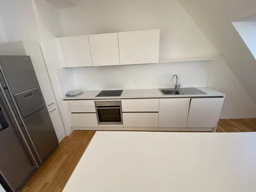 4-Zimmer-Wohnung mieten in Wien – 149 m², € 3.350 – Bild 16 von 36