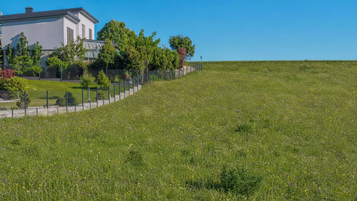 Grundstück kaufen in Vöcklabruck – 722 m², € 155.000