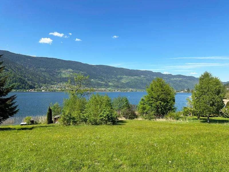 Immobilie kaufen in Feldkirchen – 2 823 m², € 4.200.000 – Bild 2 von 4