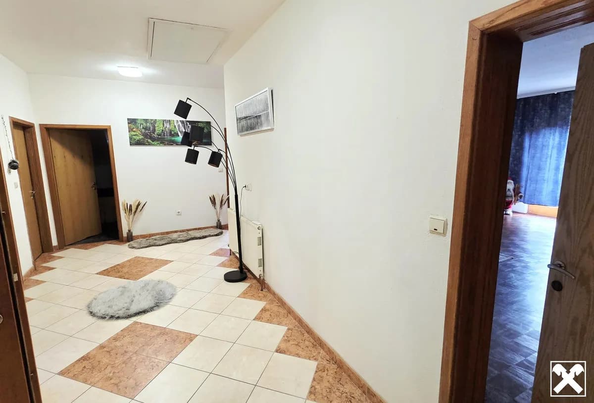 8-Zimmer-Gewerbeimmobilie kaufen in Sankt Pölten Land – 272 m², € 475.000 – Bild 10 von 31