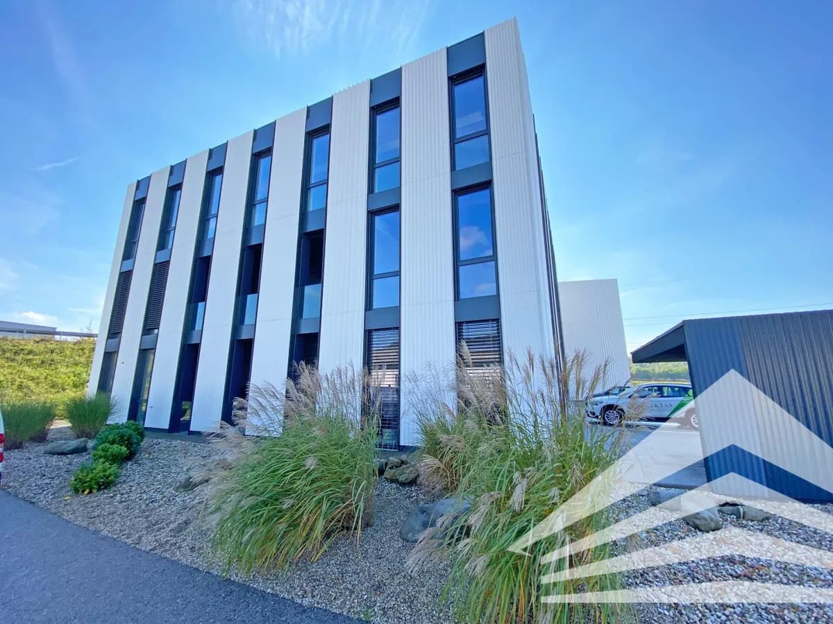 Gewerbeimmobilie mieten in Urfahr-Umgebung – 169 m², € 2.511