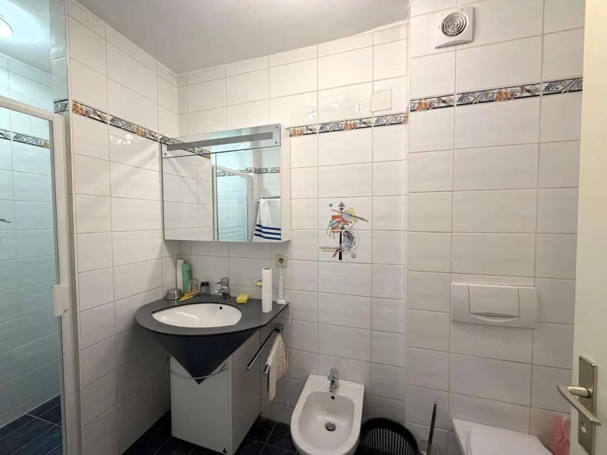 8-Zimmer-Haus kaufen in Baden – 272,85 m², € 750.000 – Bild 49 von 51