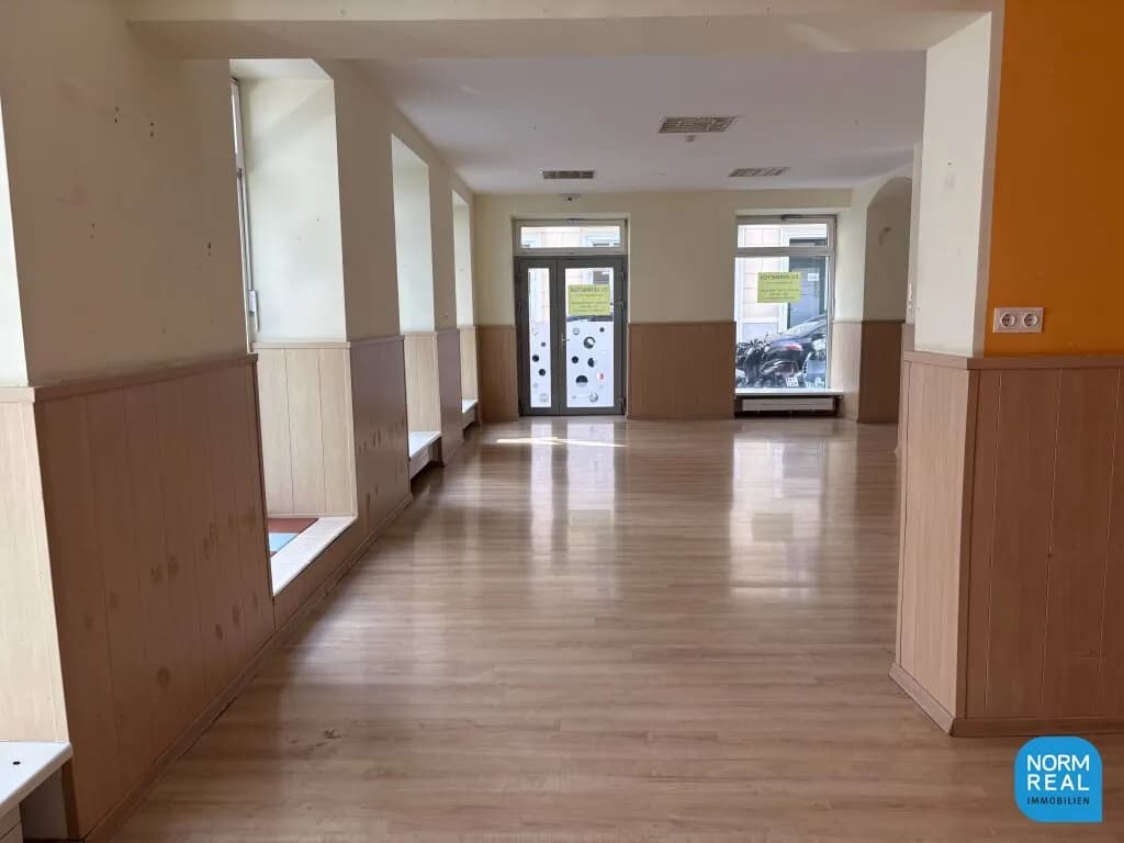 6-Zimmer-Gewerbeimmobilie mieten in Wien – 196 m², € 4.416 – Bild 5 von 17