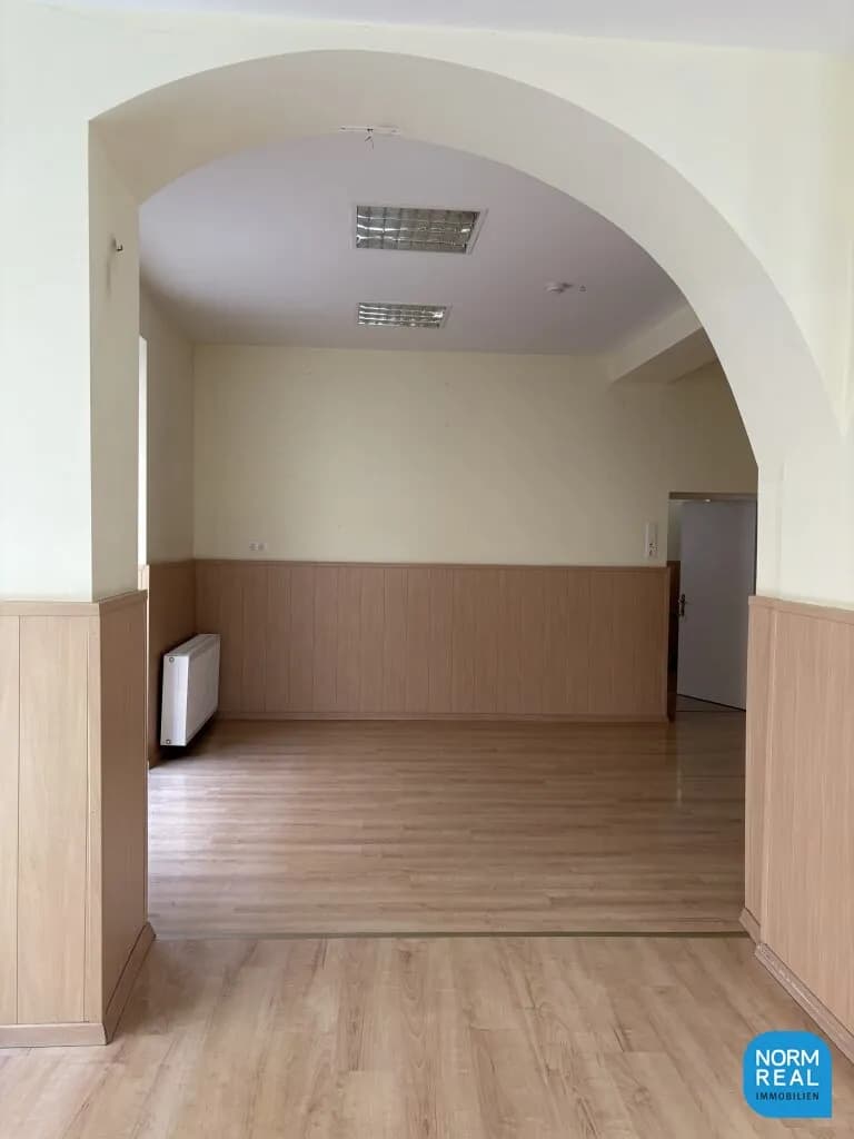 6-Zimmer-Gewerbeimmobilie mieten in Wien – 196 m², € 4.416 – Bild 10 von 17