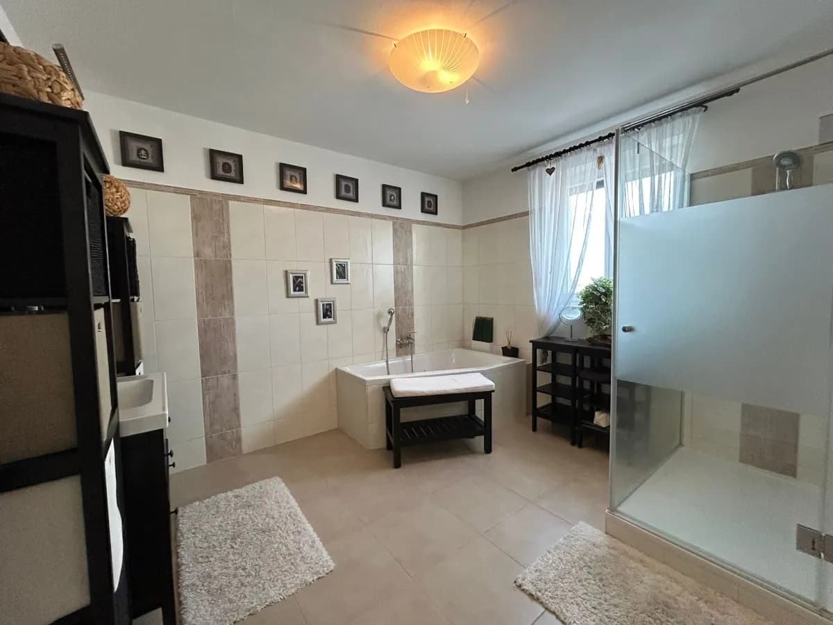 5-Zimmer-Haus kaufen in Wiener Neustadt Land – 204 m², € 779.000 – Bild 13 von 14