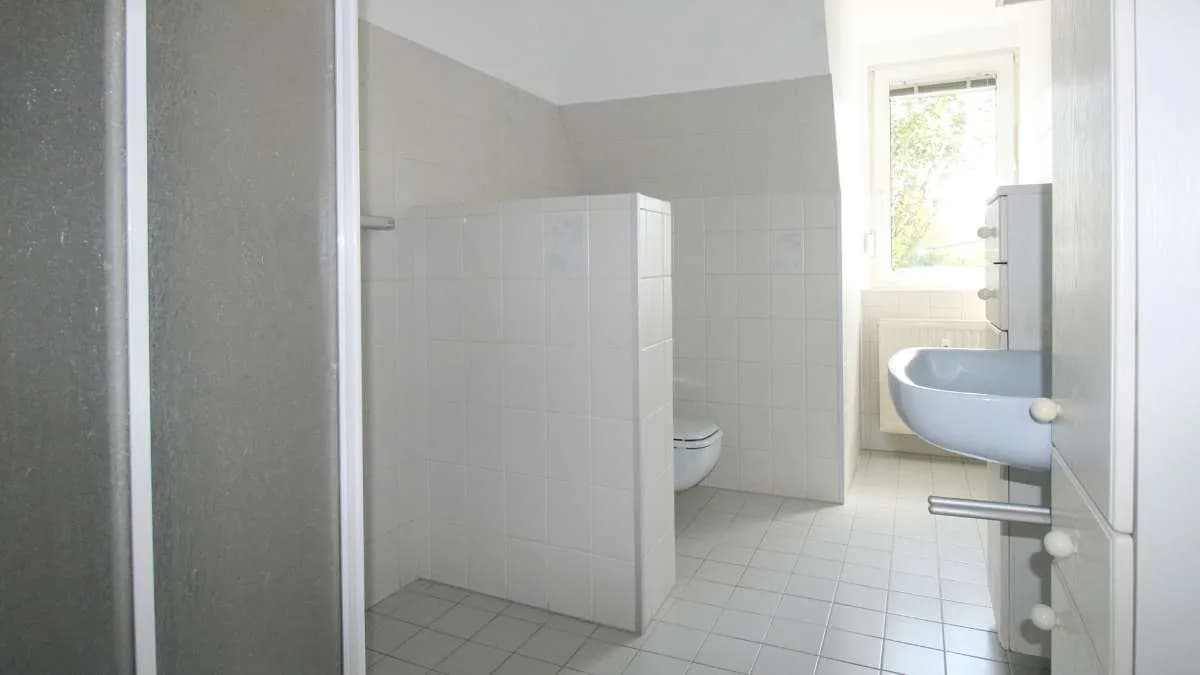 4-Zimmer-Wohnung kaufen in Vöcklabruck – 157 m², € 249.000 – Bild 12 von 22