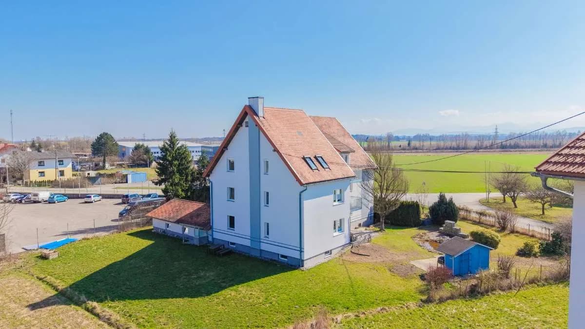 4-Zimmer-Wohnung kaufen in Vöcklabruck – 157 m², € 249.000 – Bild 22 von 22