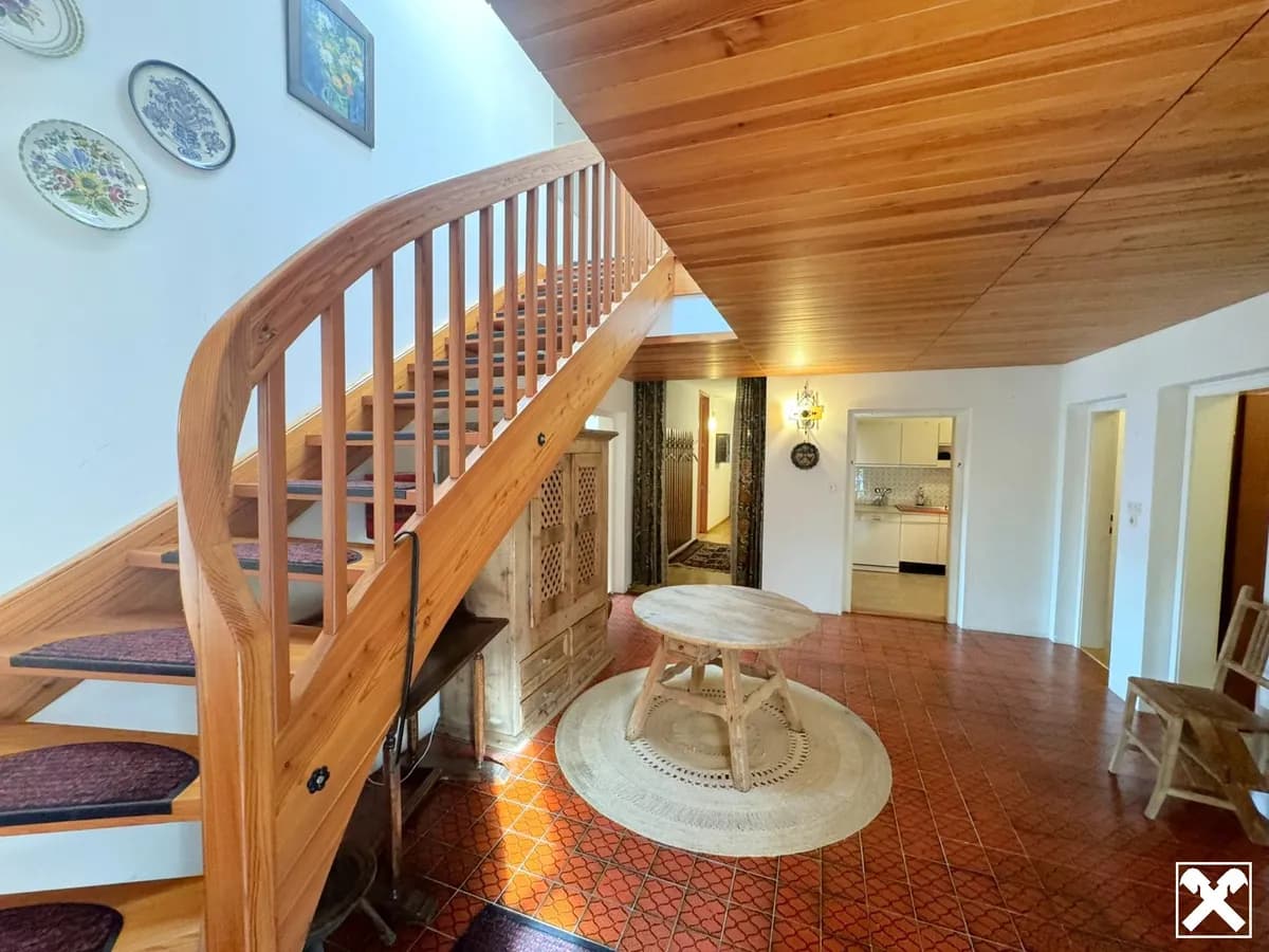 6-Zimmer-Immobilie kaufen in Neunkirchen – 331 m², € 495.000 – Bild 12 von 30
