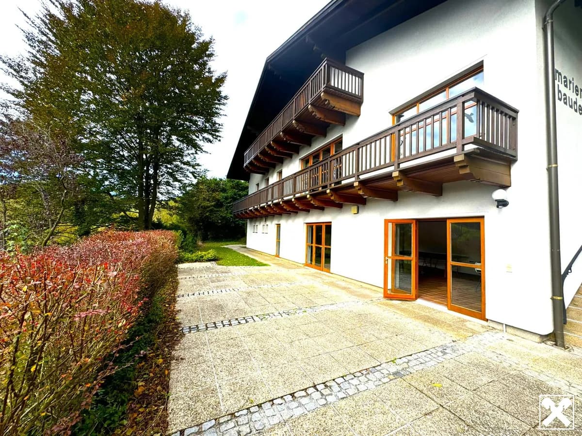 6-Zimmer-Immobilie kaufen in Neunkirchen – 331 m², € 495.000 – Bild 26 von 30