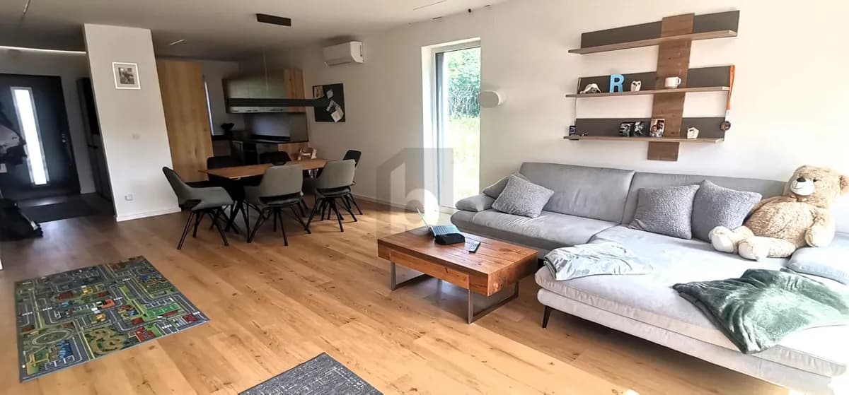 5-Zimmer-Haus kaufen in Bruck an der Leitha – 156 m², € 640.000 – Bild 2 von 6