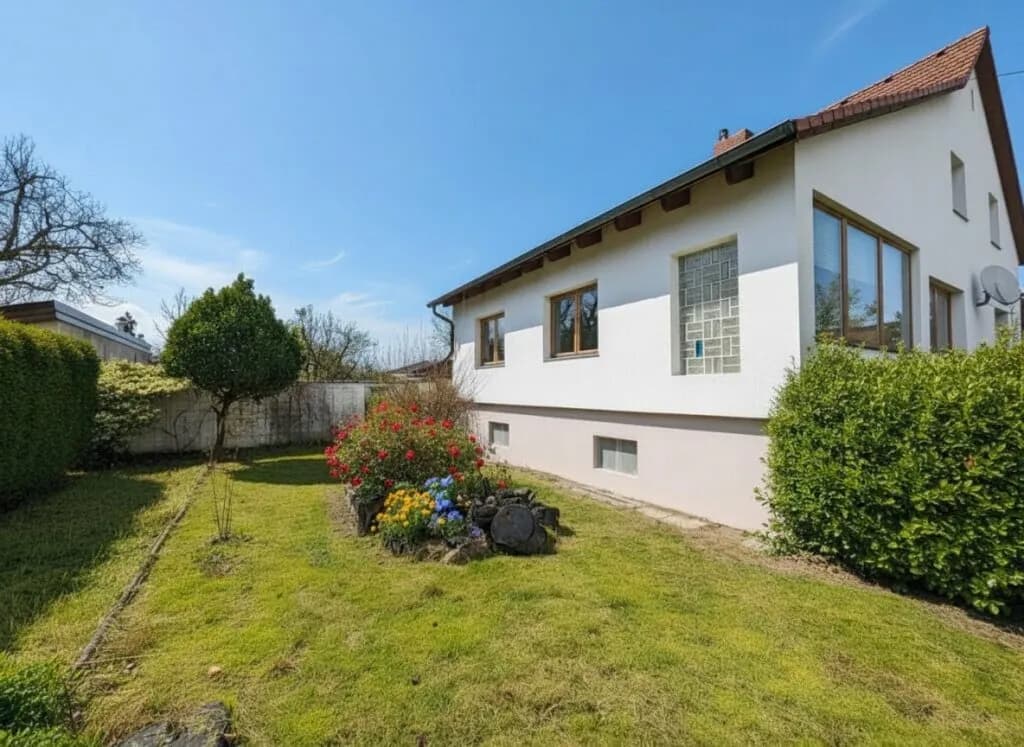 6-Zimmer-Haus kaufen in Neunkirchen – 135 m², € 299.000 – Bild 2 von 29