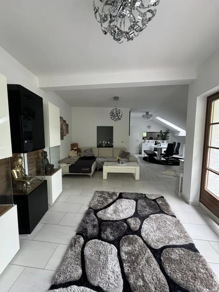 2-Zimmer-Wohnung mieten in Vöcklabruck – 65 m², € 1.600