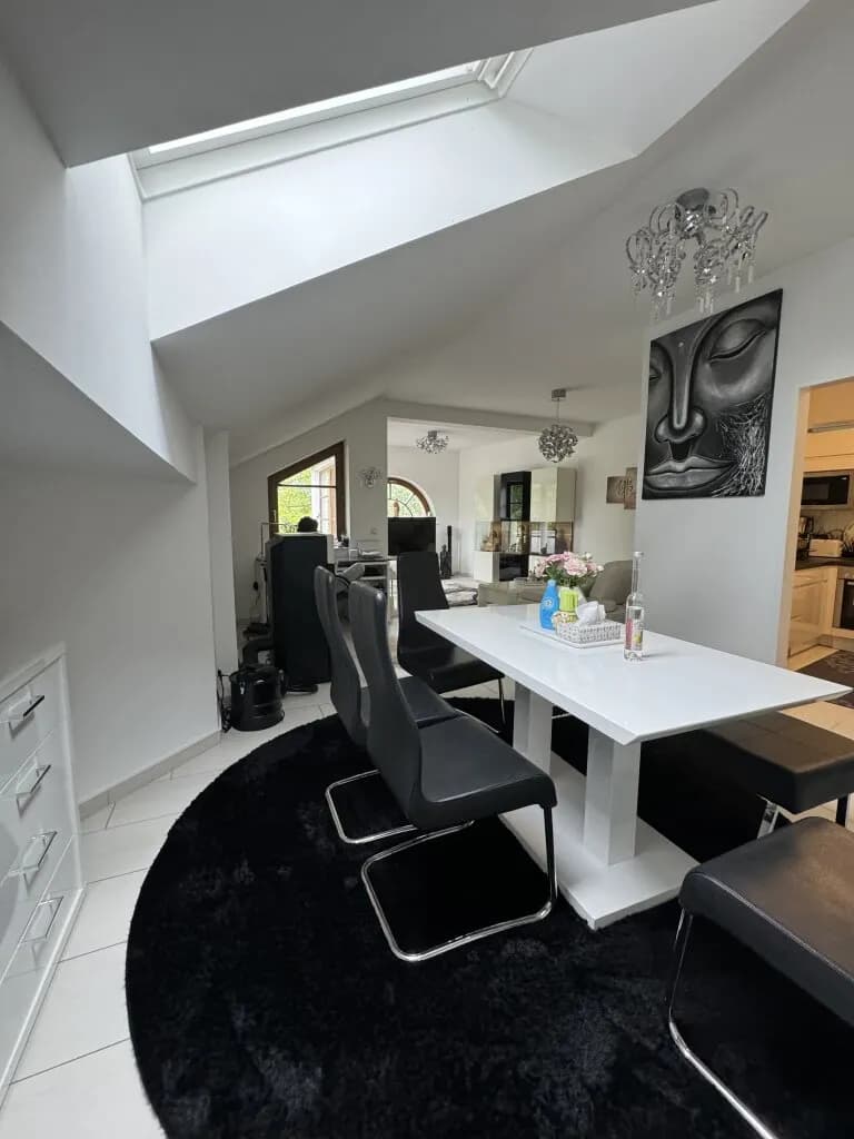 2-Zimmer-Wohnung mieten in Vöcklabruck – 65 m², € 1.600 – Bild 3 von 6