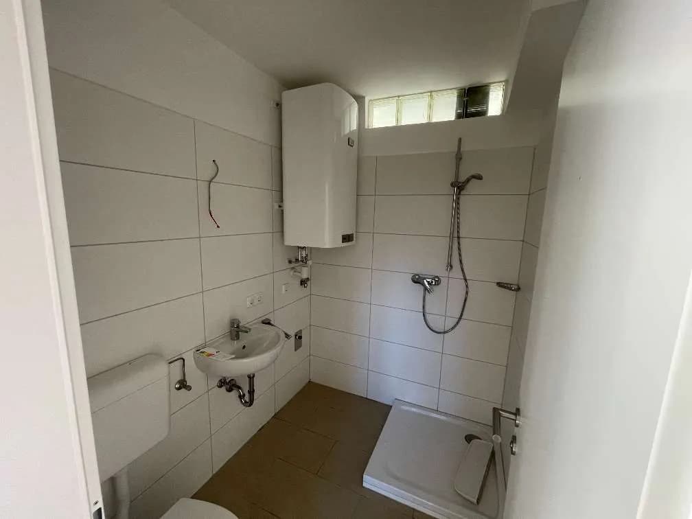 2-Zimmer-Wohnung mieten in Rohrbach – 42 m², € 480 – Bild 8 von 9