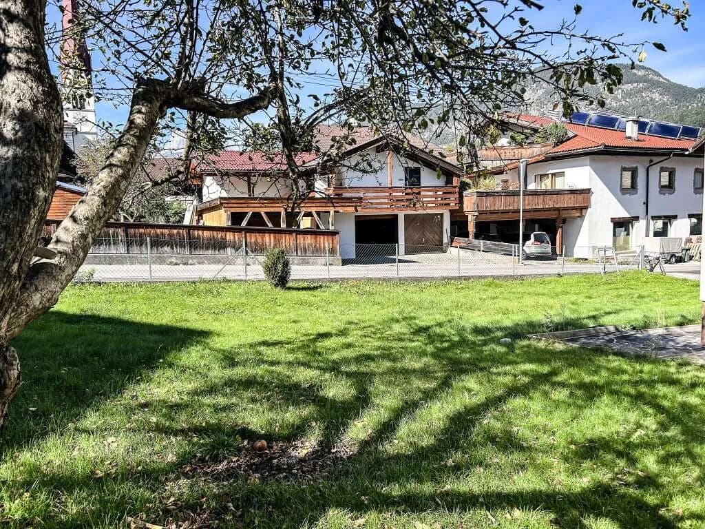 Grundstück kaufen in Innsbruck-Land – 371 m², € 350.000