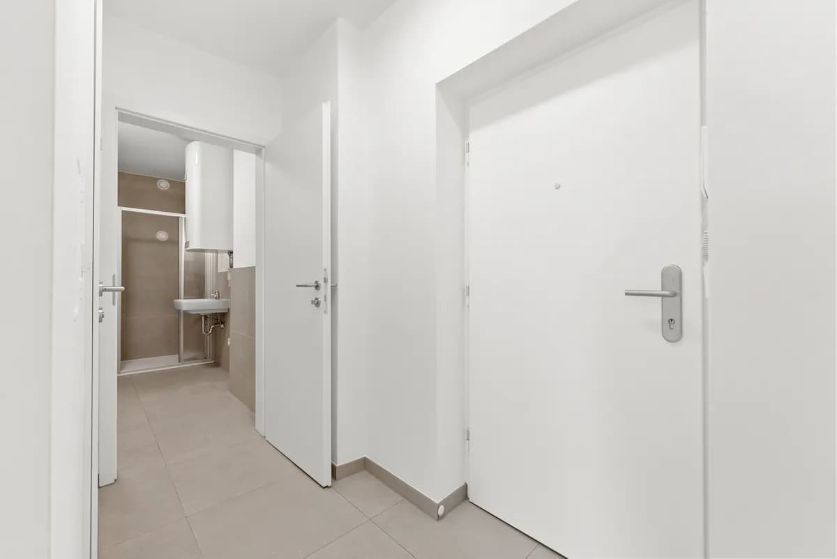 2-Zimmer-Wohnung mieten in Linz – 35 m², € 596 – Bild 5 von 7