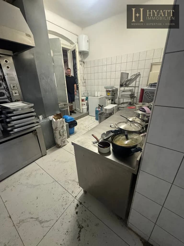 Gewerbeimmobilie mieten in Wien – 250 m², € 2.700 – Bild 9 von 25