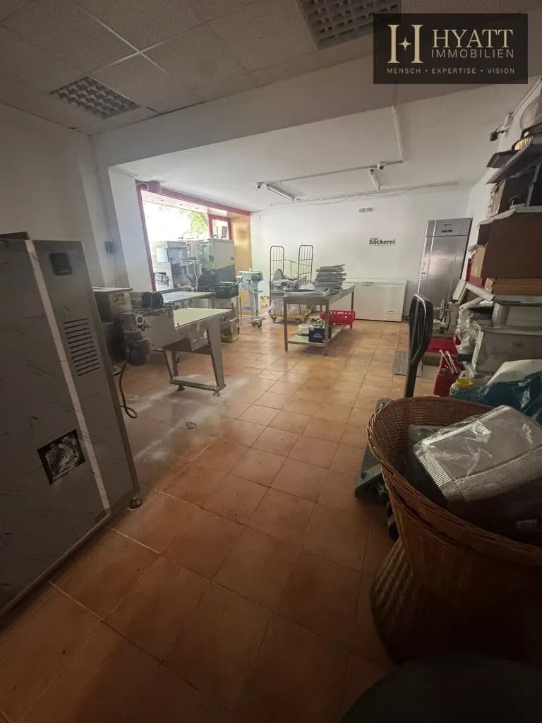 Gewerbeimmobilie mieten in Wien – 250 m², € 2.700 – Bild 10 von 25