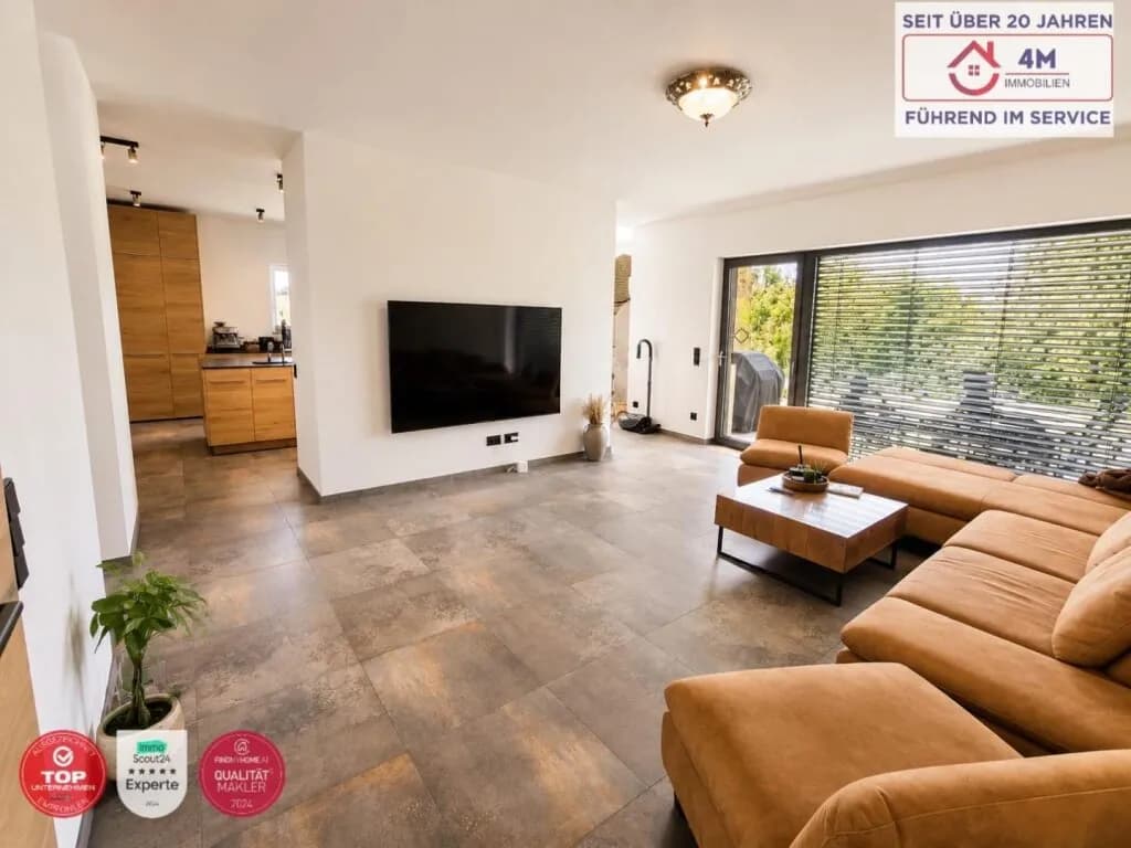 6-Zimmer-Haus kaufen in Neunkirchen – 167 m², € 580.000 – Bild 2 von 10