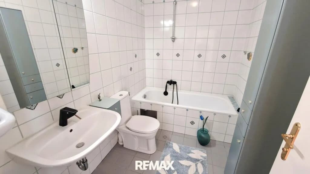 2-Zimmer-Wohnung kaufen in Baden – 63,47 m², € 228.000 – Bild 8 von 17