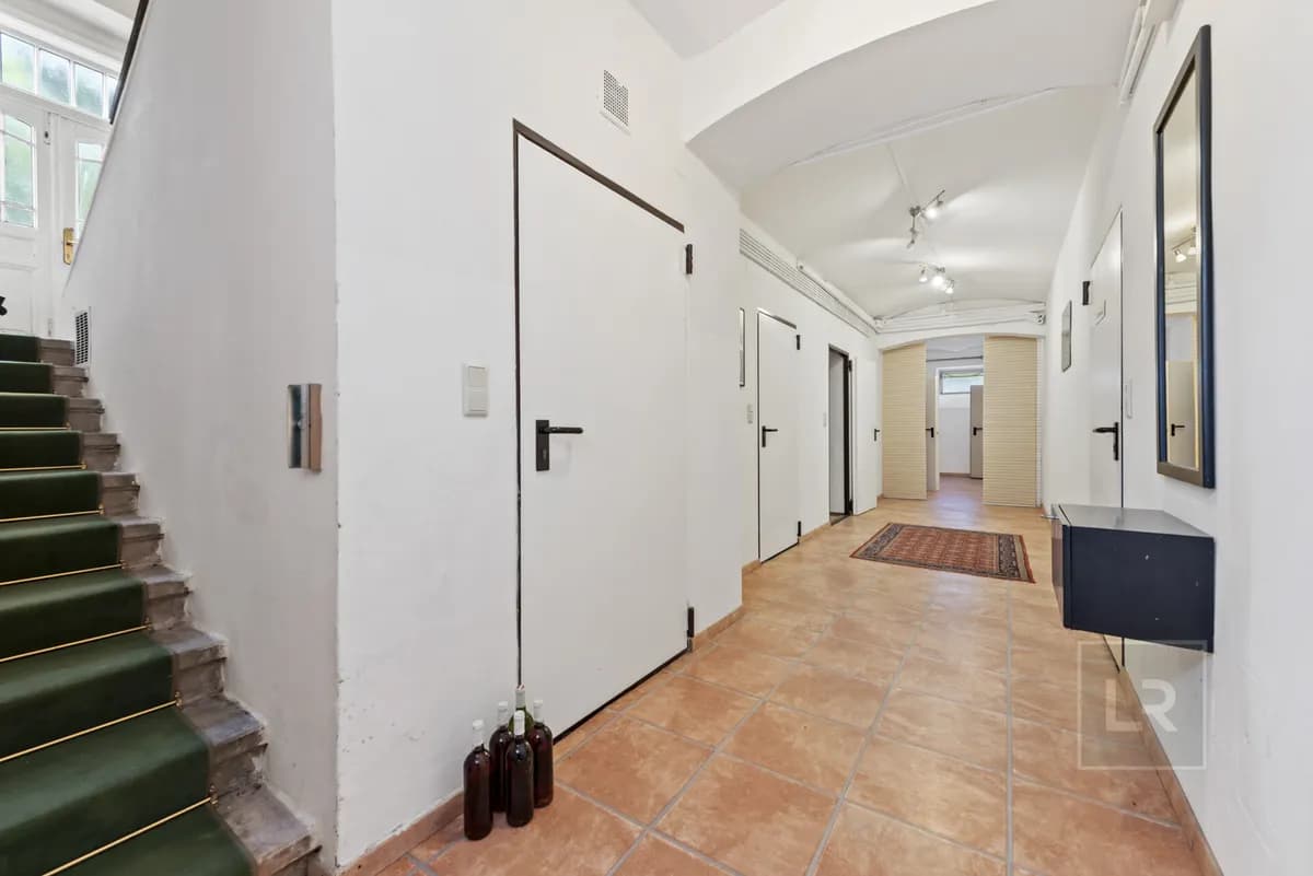 Gewerbeimmobilie kaufen in Wien – 410 m², € 1.250.000 – Bild 23 von 31