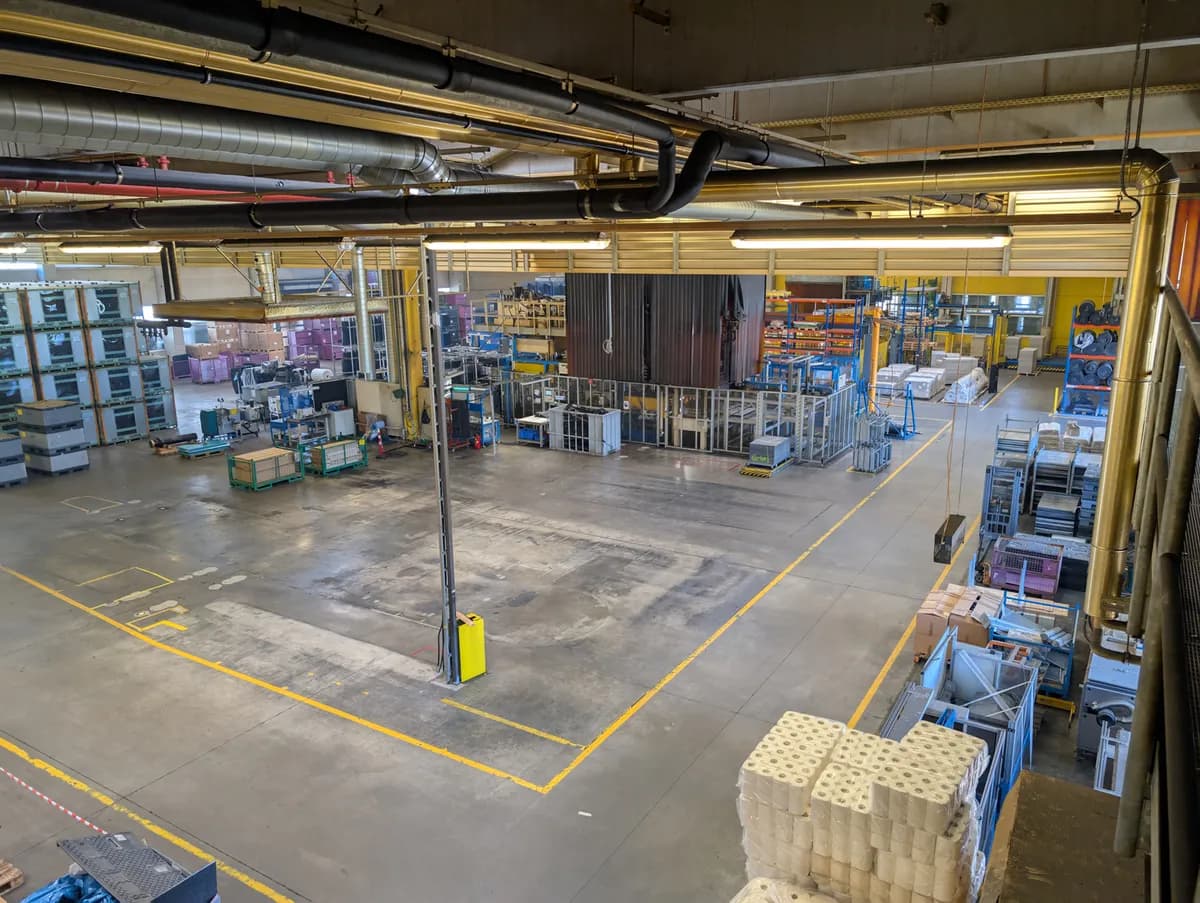 Gewerbeimmobilie mieten in Linz Land – 9 600 m² – Bild 2 von 9